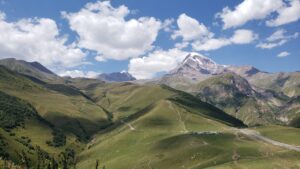 Read more about the article Kazbegi Mix: Peaks, meadows, vales, churches